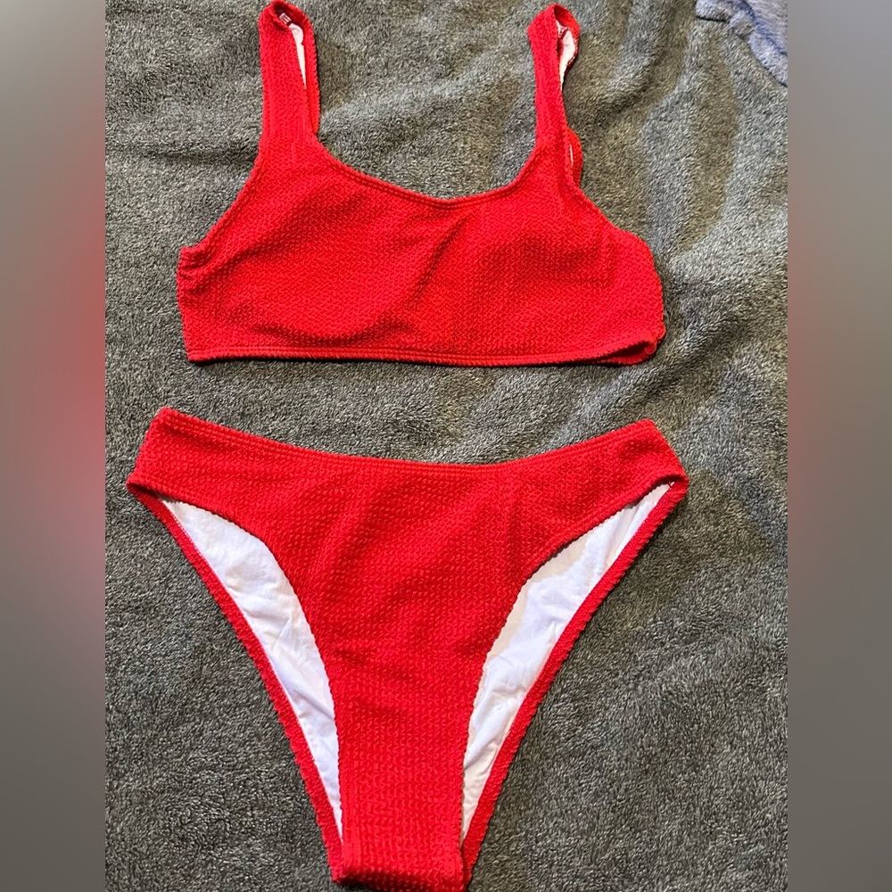 Nwot RED two piece Bathing suit or gym